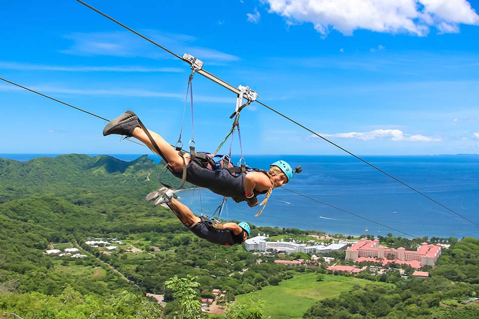 Diamante Eco Adventure Park: Zipline Adventure Pass with Transportation from Papagayo