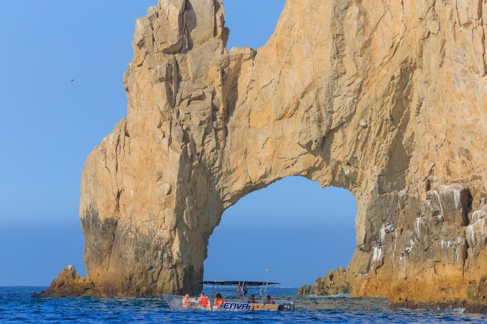 G-Force - Paseo en Camello y visita al Arco de Cabo San Lucas con Almuerzo incluido