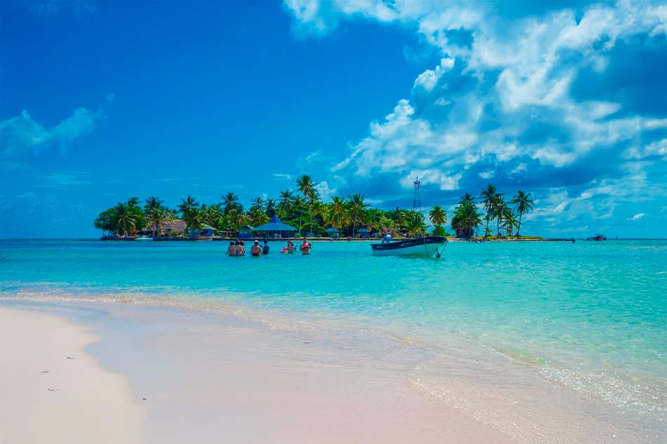 Haynes, Rose Cay and Johny Cay Tour with Lunch