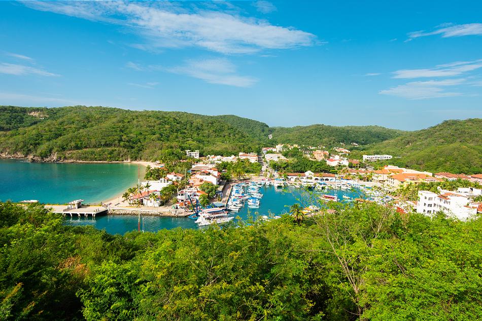 Puerto Escondido City Tour: Landscapes, Handcrafts and Flavors of Oaxaca