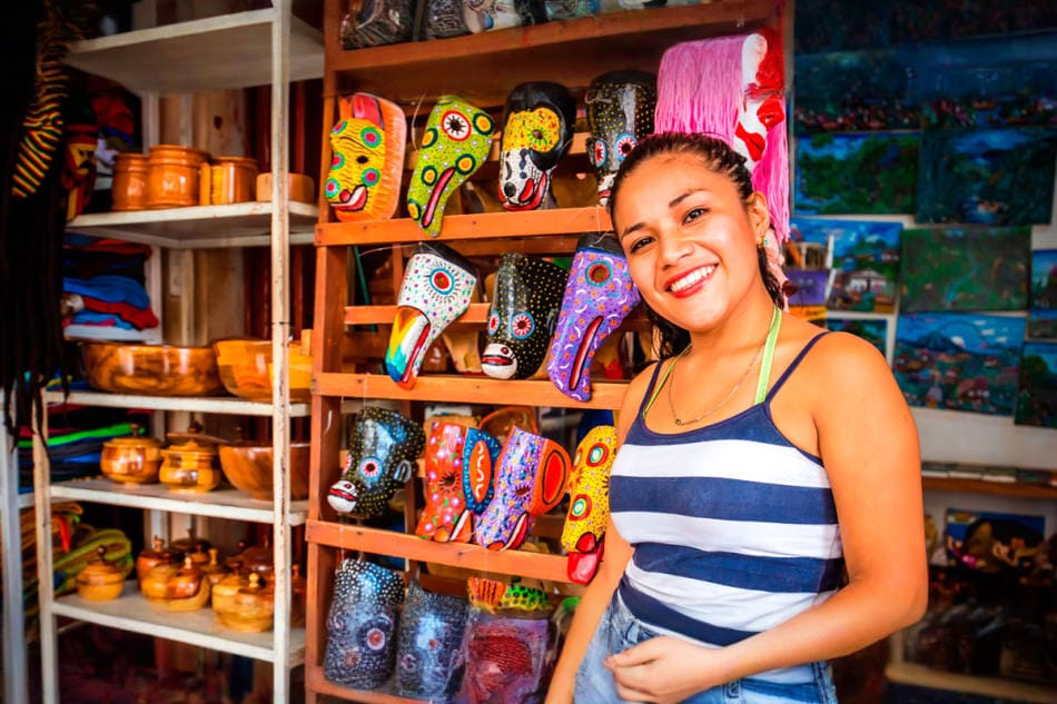 Masaya Volcano - Handicraft Market - with Transportation