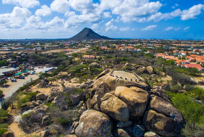 Discover Aruba: Casibari, California Lighthouse and Aloe with Transportation