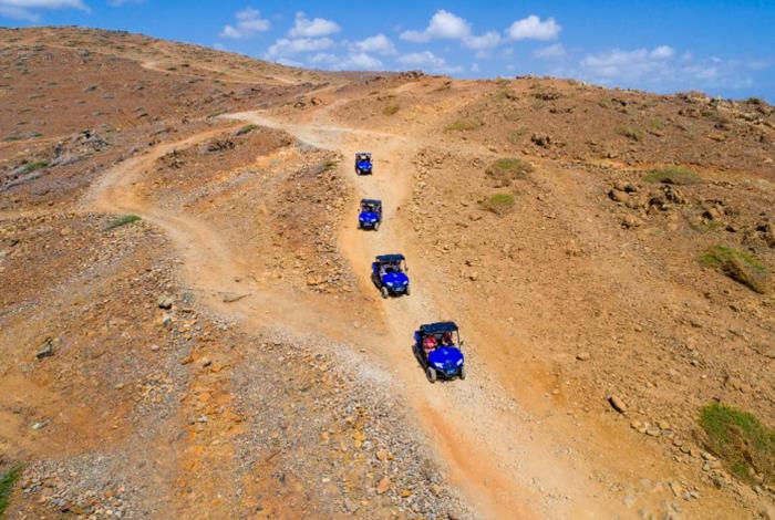 Afternoon UTV Adventure through Aruba’s Desert and Coastal Landscapes